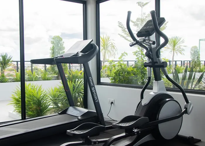 Sky Park Condotel &