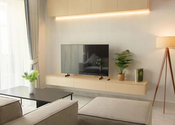 Sky Park Condotel & 4*