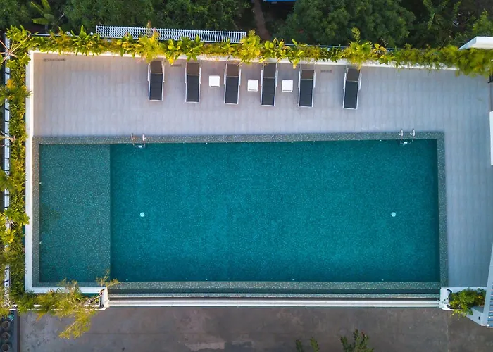 Sky Park Condotel & Hotel